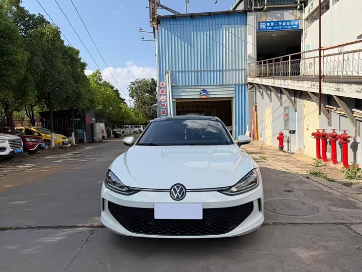 Фото 2 - Volkswagen Lamando L