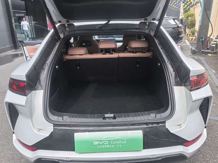 2025 BYD Song L