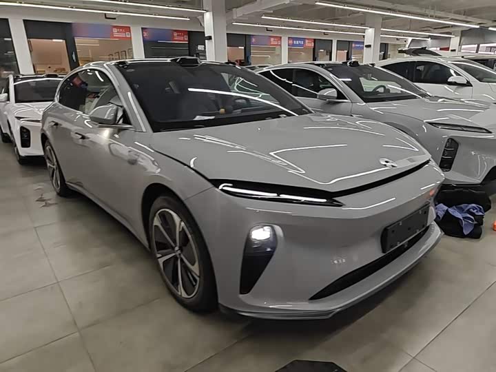 Zdjęcie 4 - Nio ET5T