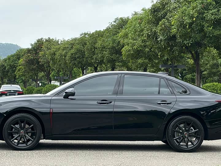 Hongqi H5 2025 2025款 2.0T 自动玄影200万辆纪念版