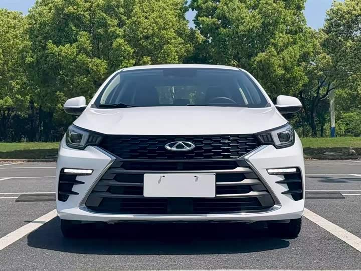 Фото 2 - Chery Omoda S5 (Arrizo 5 Plus)