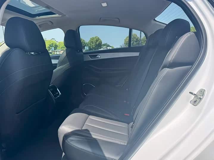 Фото 6 - Chery Omoda S5 (Arrizo 5 Plus)