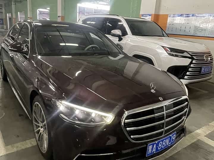 Фото 6 - Mercedes-Benz S-Class