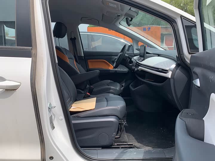Bestune NAT 2023 2023款 PRO 舒享出行版 419km