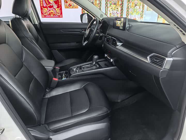Фото 8 - Mazda CX-5