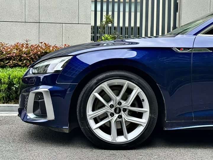 Photo 9 - Audi A5