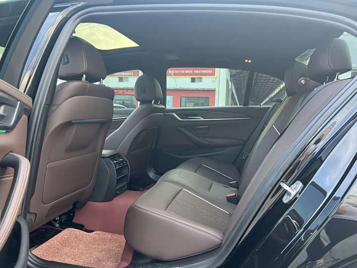 Фото 5 - BMW 5 Series