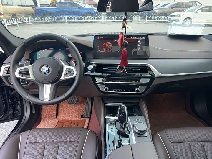 Фото 7 - BMW 5 Series