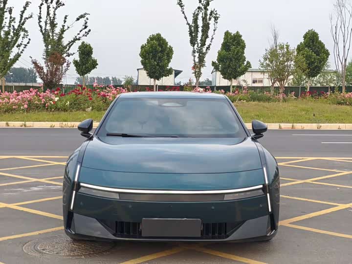 2025 XPeng P7