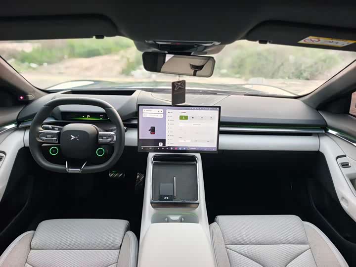 2025 XPeng P7