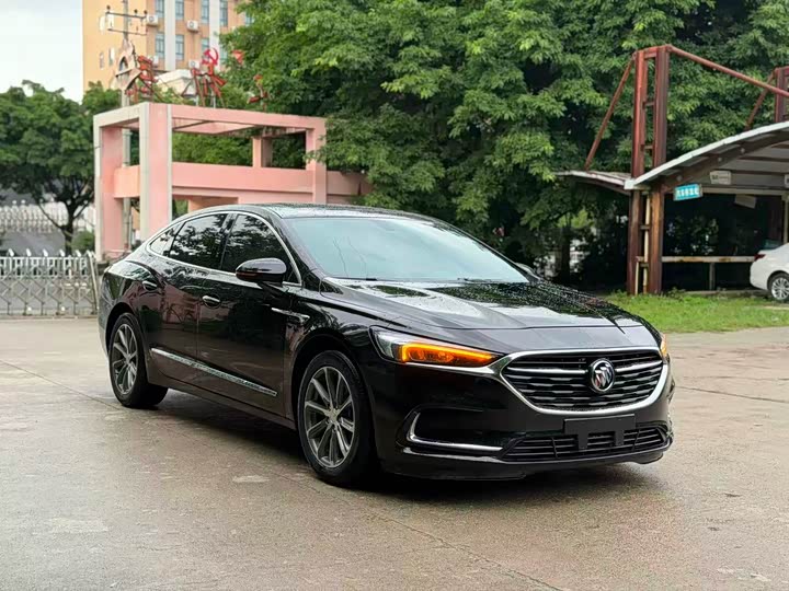 صورة 2 - Buick LaCrosse