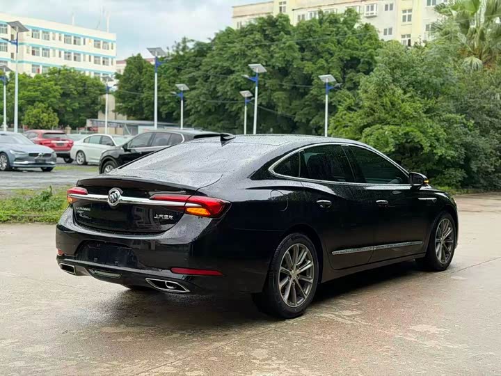 صورة 6 - Buick LaCrosse