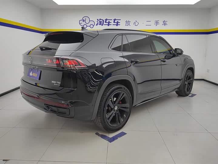 صورة 3 - Volkswagen Teramont X