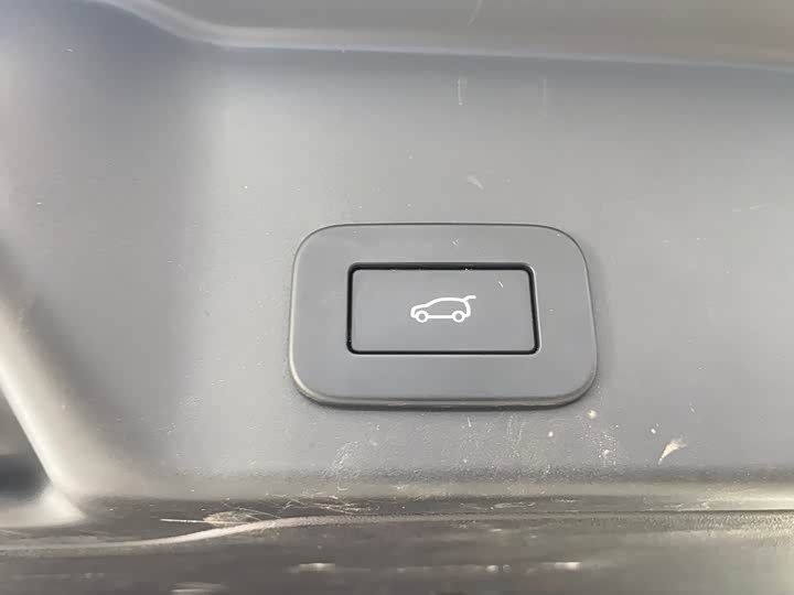 Land Rover Discovery Sport Hybrid 2023 2023款 1.5T P300e 插电式电动混合版