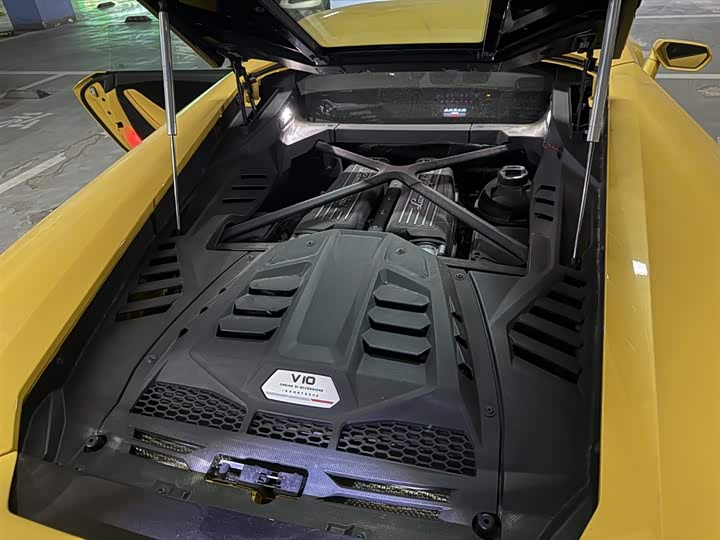 Фото 5 - Lamborghini Huracán