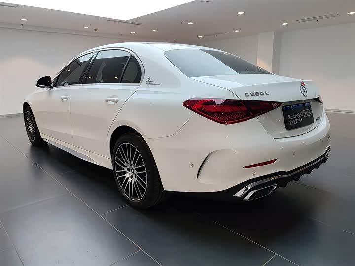 Фото 4 - Mercedes-Benz C-Class