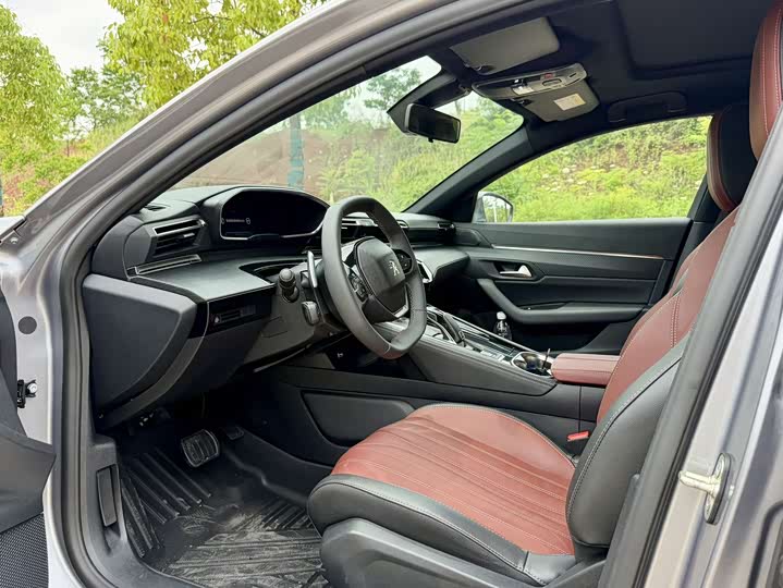 Peugeot 508 2023 2023款 508L 400THP 驭享旗舰版