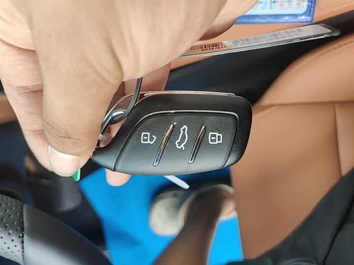 MG Motor 5 2026 2026款 300DTGI 全球旗舰MAX版