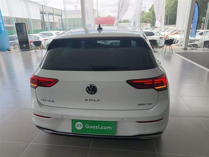 Фото 6 - Volkswagen Golf