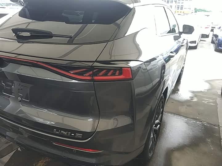 Changan UNI-Z 2025 2025款 1.5T 尊贵型