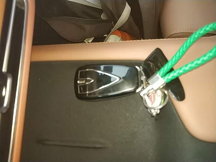 Changan UNI-Z 2025 2025款 1.5T 尊贵型