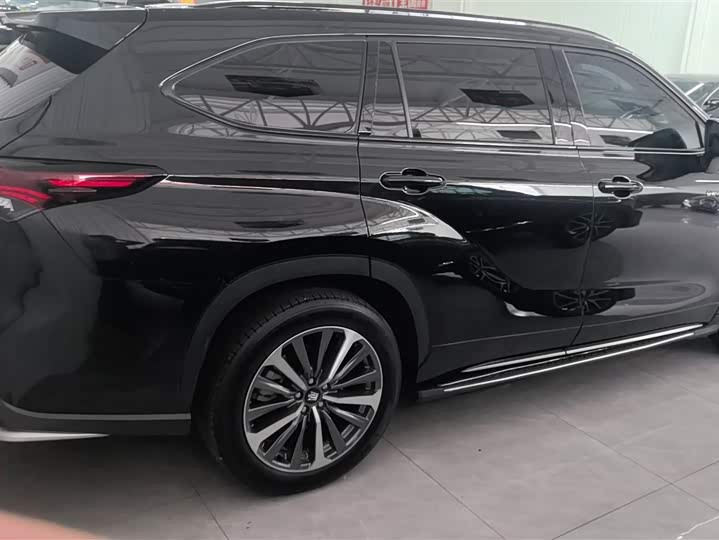 Toyota Crown Kluger 2024 2024款 2.5L HEV四驱豪华版