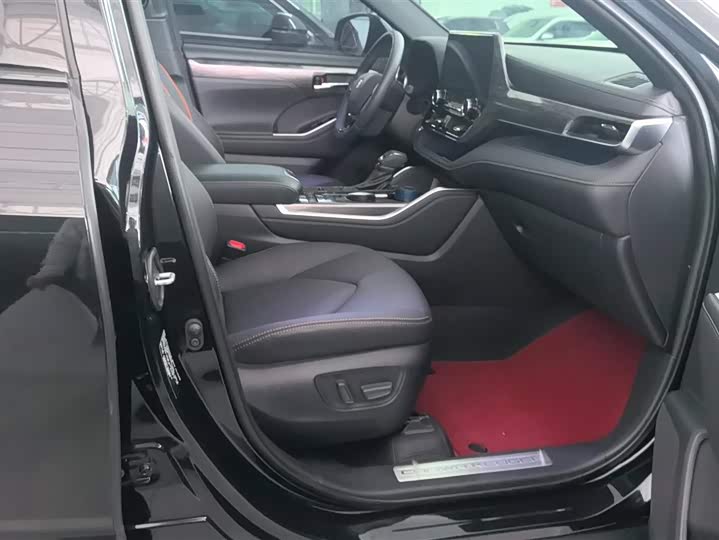 Toyota Crown Kluger 2024 2024款 2.5L HEV四驱豪华版