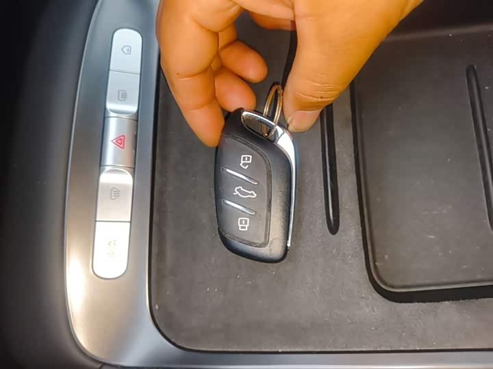 صورة 9 - MG Motor ES5