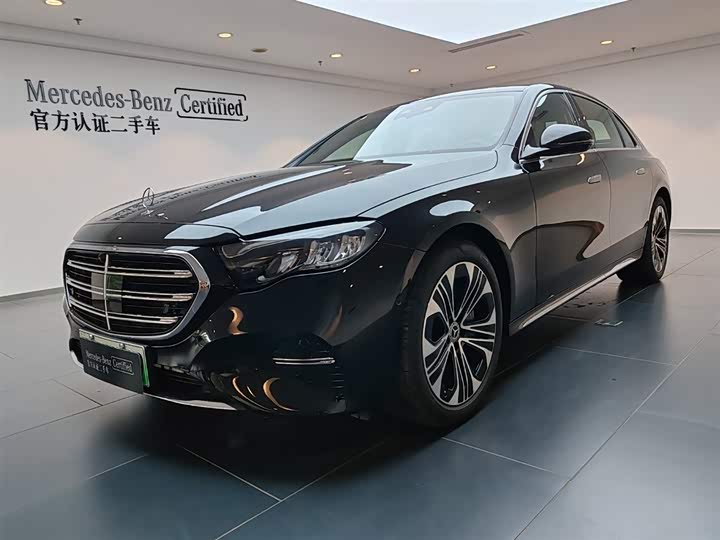 Photo 1 - Mercedes-Benz E-Class Hybrid