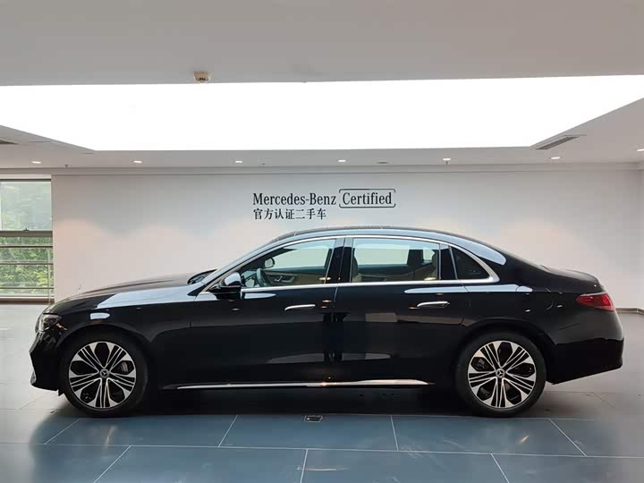 Photo 7 - Mercedes-Benz E-Class Hybrid