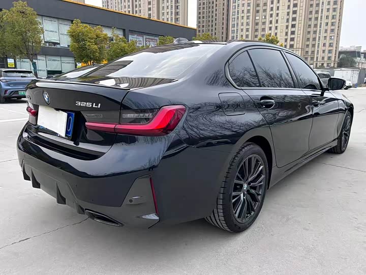 Фото 9 - BMW 3 Series