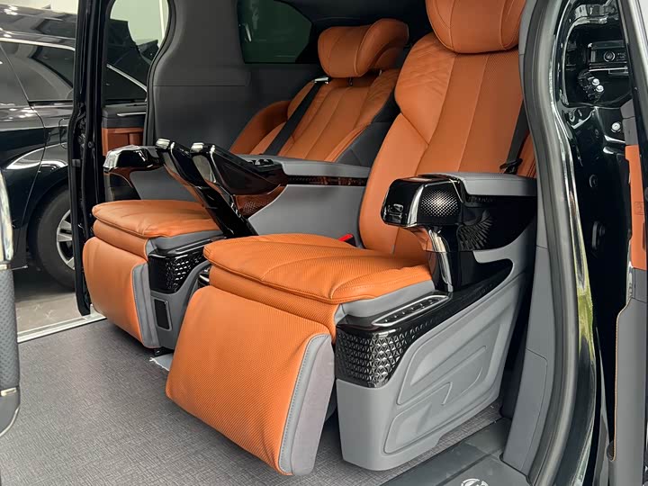 Toyota Sienna 2026 2026款 2.5L 双擎两驱舒适版