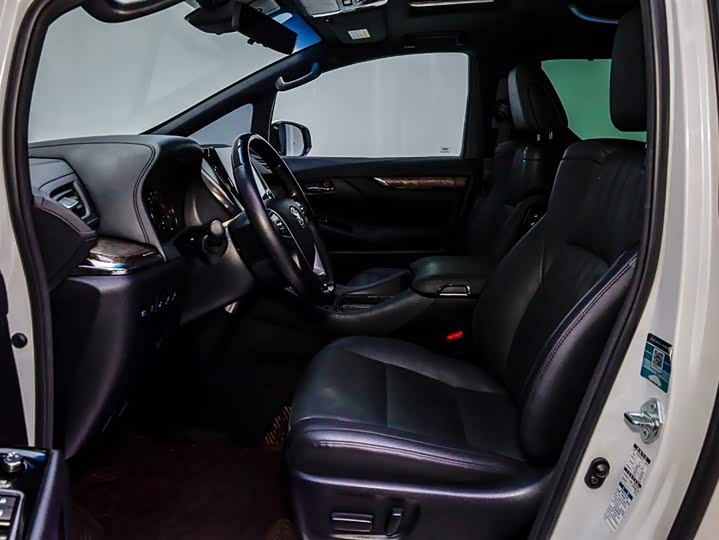 Toyota Alphard 2021 2021款 双擎 2.5L 尊贵版