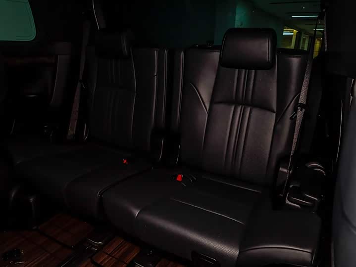Toyota Alphard 2021 2021款 双擎 2.5L 尊贵版