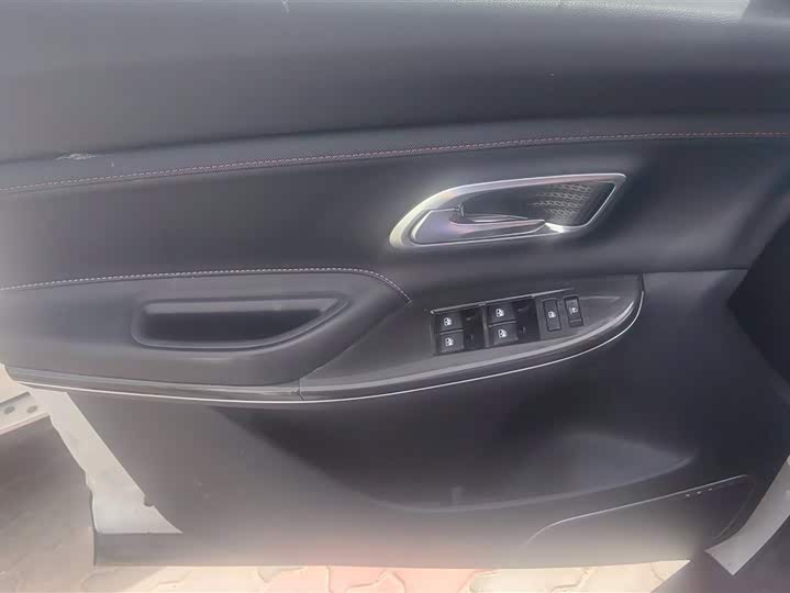 Фото 7 - Changan Oshan X7