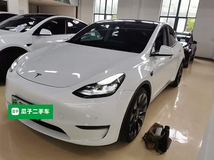 Zdjęcie 1 - Tesla Model Y