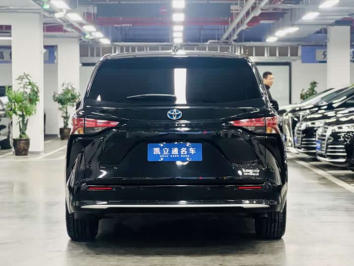 Toyota Sienna 2021 2021款 2.5L混动 尊贵版