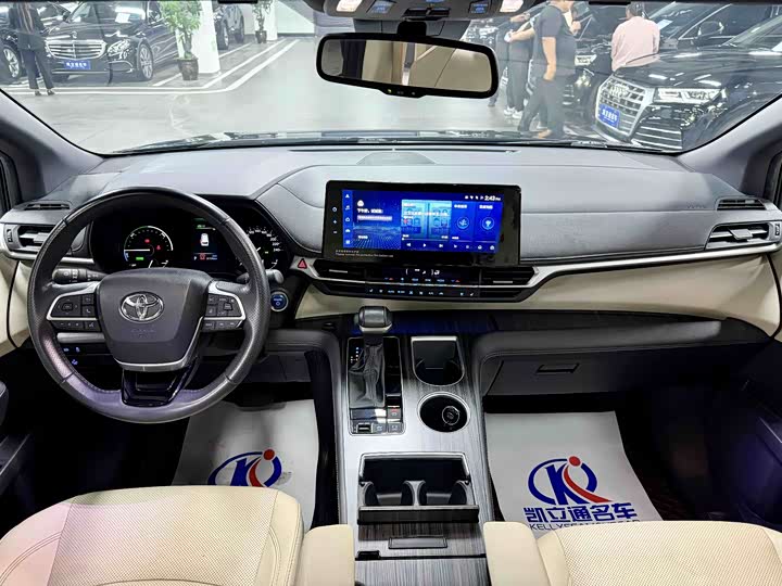 Toyota Sienna 2021 2021款 2.5L混动 尊贵版