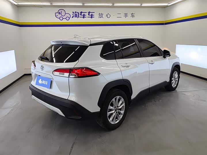 Фото 3 - Toyota Corolla Cross