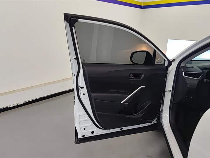 Фото 7 - Toyota Corolla Cross