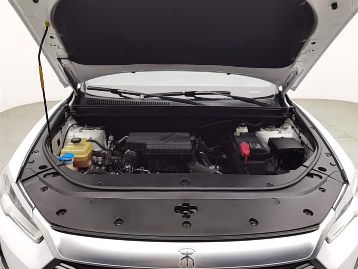 Photo 6 - BYD Song Pro