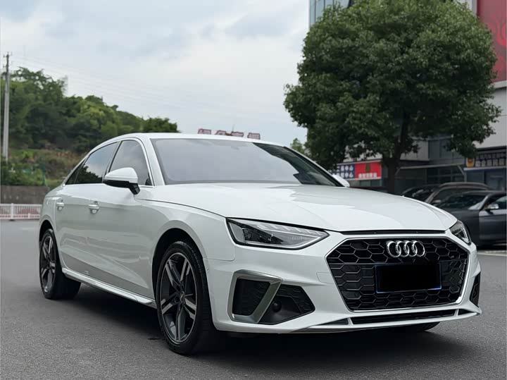 Zdjęcie 3 - Audi A4L
