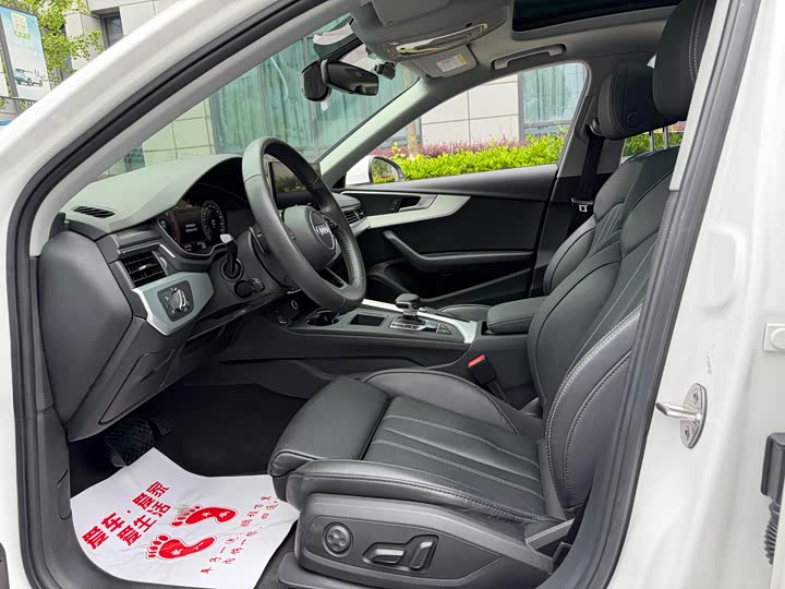 Zdjęcie 6 - Audi A4L