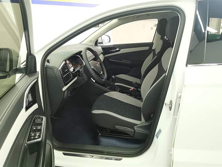 Jetta VS5 2023 2023款 280TSI 手动进取型