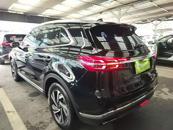 Фото 5 - Hongqi HS5