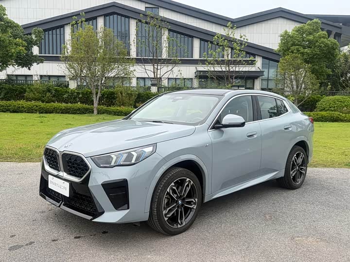 BMW X2 2025 2025款 sDrive25i M运动套装