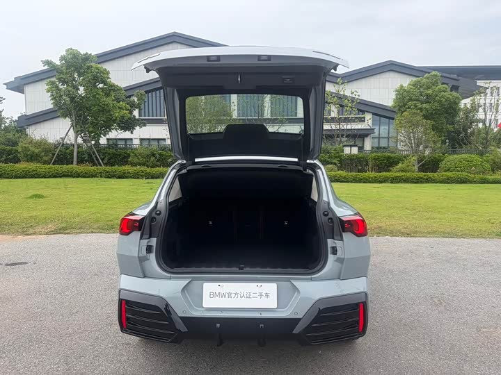 BMW X2 2025 2025款 sDrive25i M运动套装