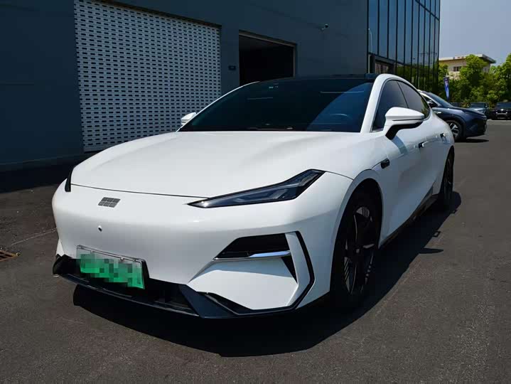 Geely Galaxy E8 2024 2024款 550km 后驱PRO