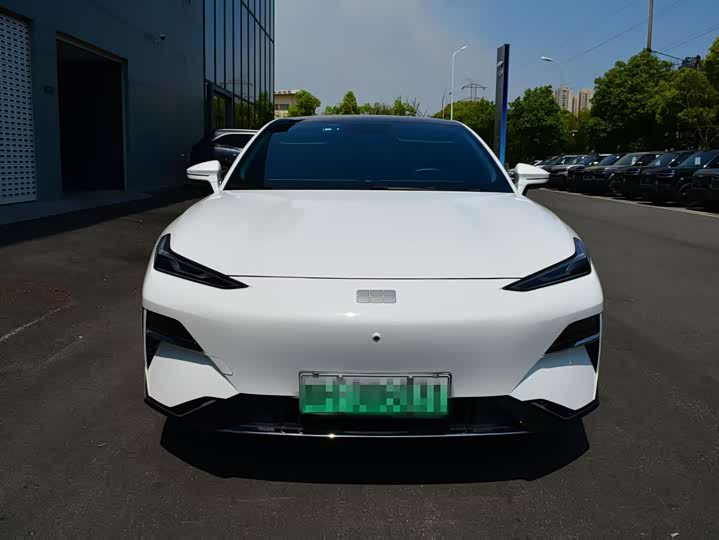 Geely Galaxy E8 2024 2024款 550km 后驱PRO