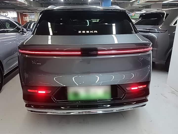 Zeekr 7X 2025 2025款 100kWh 长续航四驱智驾版